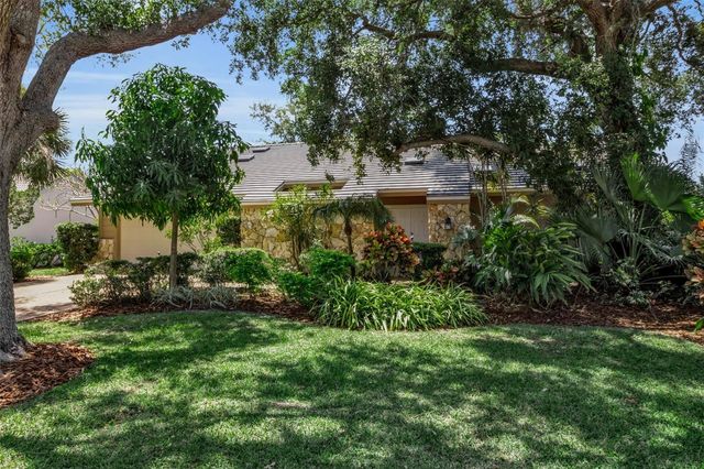 1732 PINE HARRIER CIRCLE, Sarasota, FL 34231