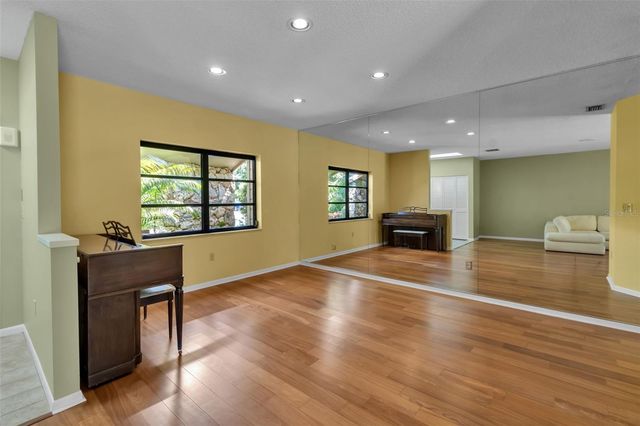 1732 PINE HARRIER CIRCLE, Sarasota, FL 34231