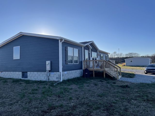 939 Hwy 64 West, Lawrenceburg, TN 38464