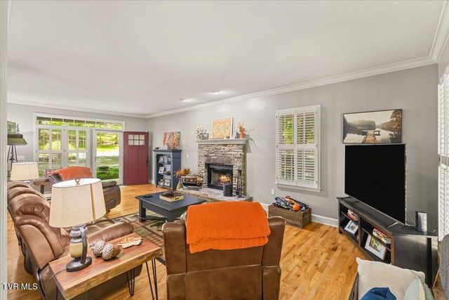 1 Deercreek Private Drive, Kingsport, TN 37660