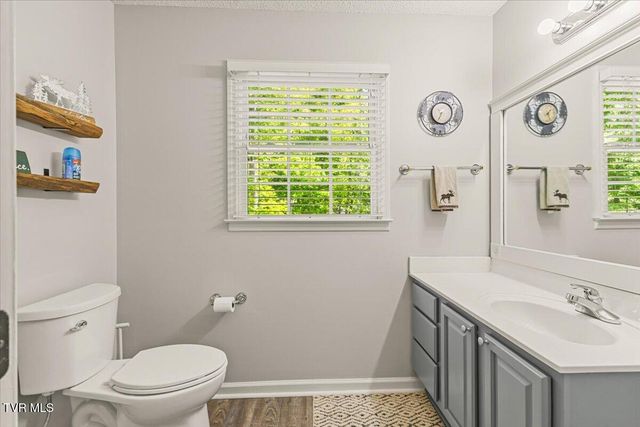 1 Deercreek Private Drive, Kingsport, TN 37660