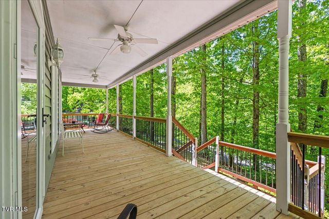 1 Deercreek Private Drive, Kingsport, TN 37660