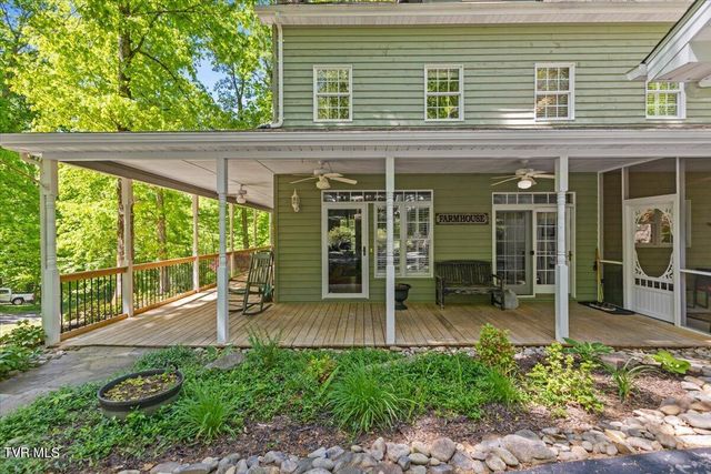 1 Deercreek Private Drive, Kingsport, TN 37660