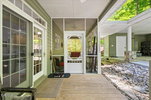 1 Deercreek Private Drive, Kingsport, TN 37660