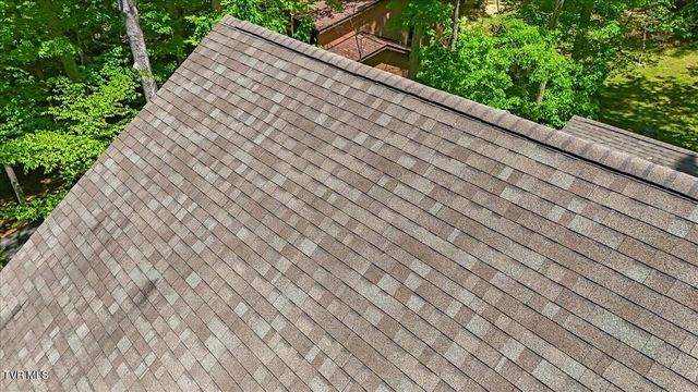 1 Deercreek Private Drive, Kingsport, TN 37660
