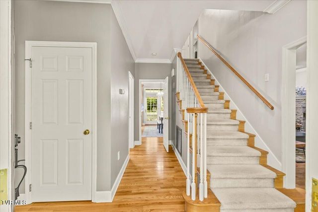 1 Deercreek Private Drive, Kingsport, TN 37660