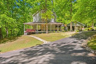 1 Deercreek Private Drive, Kingsport, TN 37660