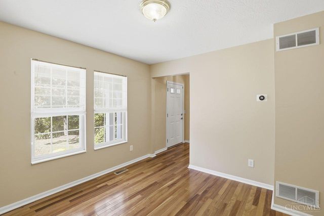 4 Woods Edge Lane, Batavia Twp, OH 45102