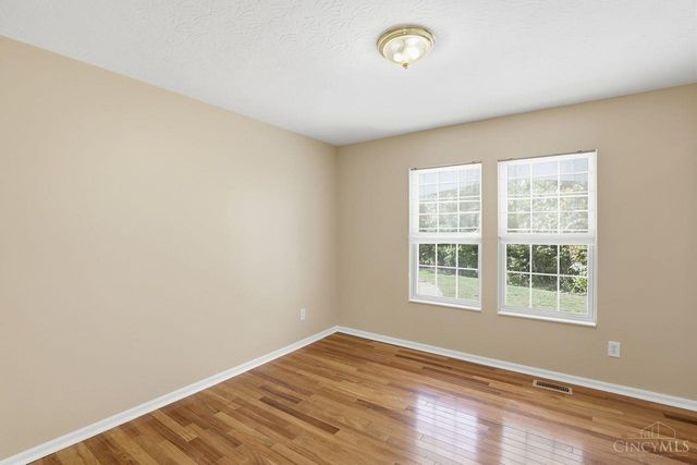 4 Woods Edge Lane, Batavia Twp, OH 45102