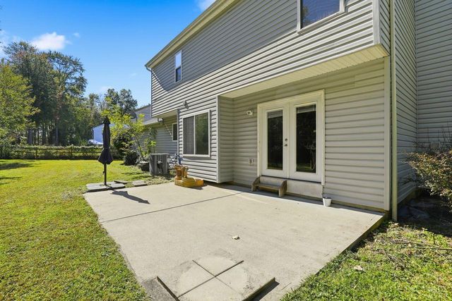 4 Woods Edge Lane, Batavia Twp, OH 45102