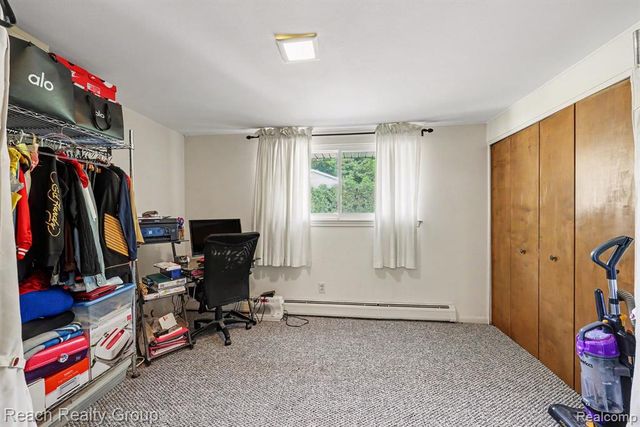 2553 Yorkshire Lane Lane, Bloomfield Hills, MI 48302
