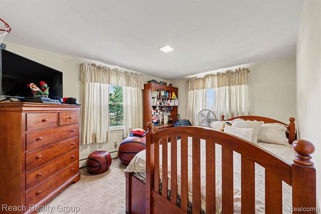 2553 Yorkshire Lane Lane, Bloomfield Hills, MI 48302