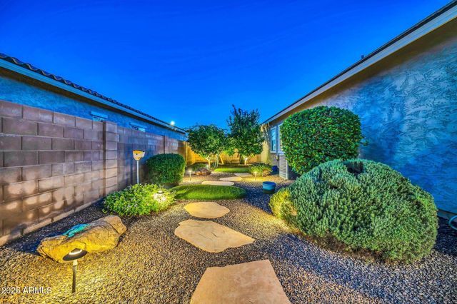 9364 W CASHMAN Drive, Peoria, AZ 85383