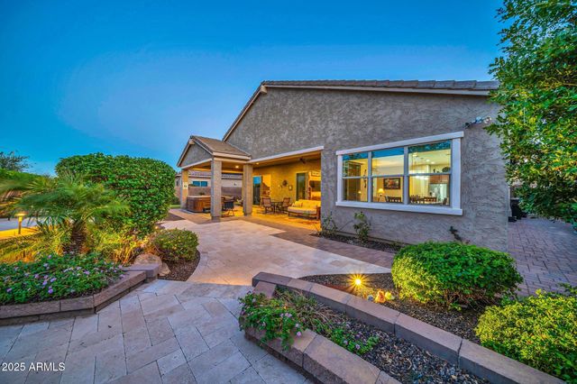 9364 W CASHMAN Drive, Peoria, AZ 85383