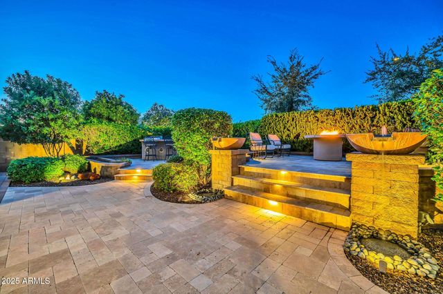 9364 W CASHMAN Drive, Peoria, AZ 85383