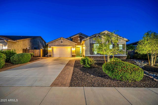 9364 W CASHMAN Drive, Peoria, AZ 85383