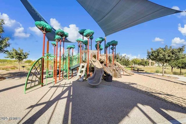 9364 W CASHMAN Drive, Peoria, AZ 85383