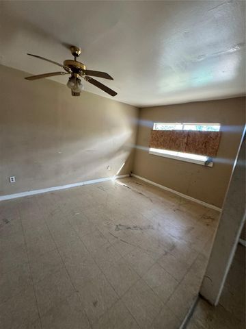 11315 Raincove Drive, Houston, TX 77016