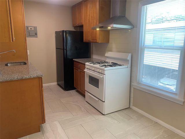 307 Avondale Street 2.5, Houston, TX 77006