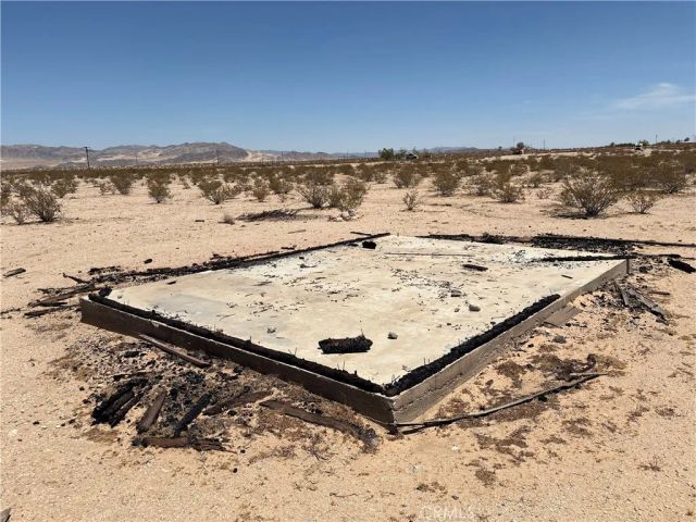 101 Bluegrass, 29 Palms, CA 92277