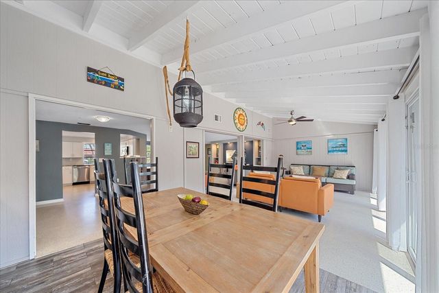 611 VENICE LANE, Sarasota, FL 34242