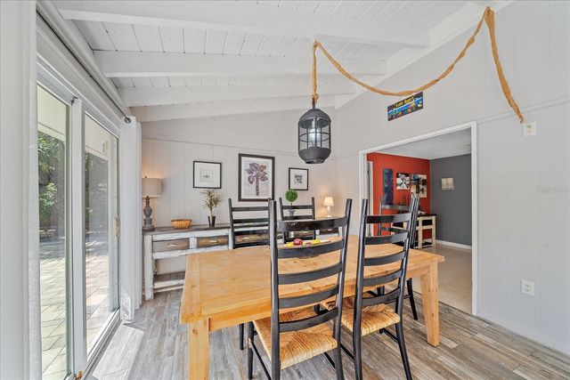 611 VENICE LANE, Sarasota, FL 34242