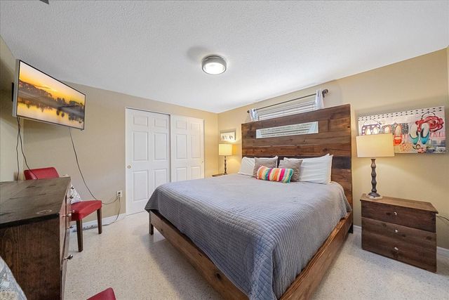 611 VENICE LANE, Sarasota, FL 34242