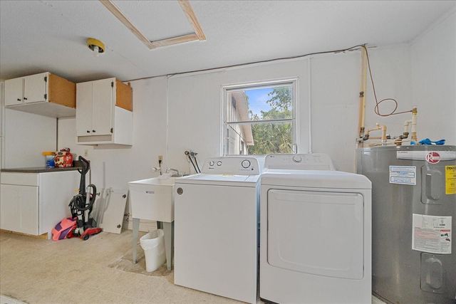 611 VENICE LANE, Sarasota, FL 34242