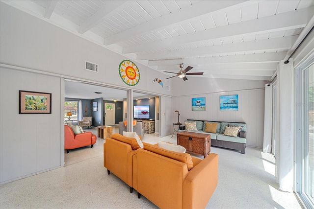 611 VENICE LANE, Sarasota, FL 34242