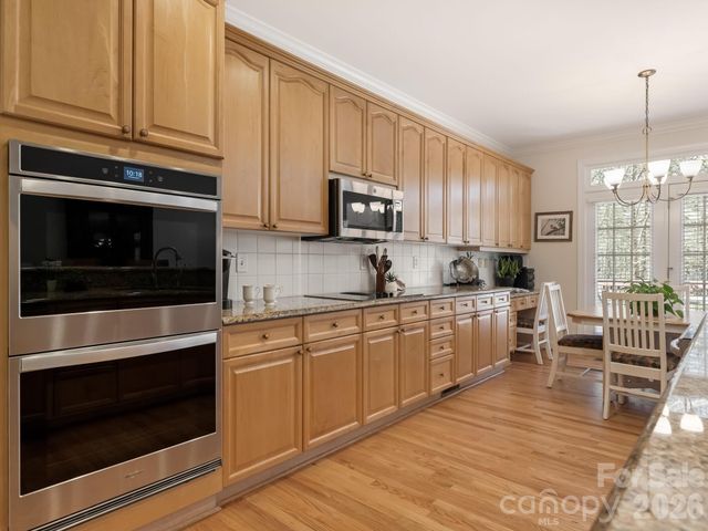 3228 Twelve Oaks Place, Charlotte, NC 28270