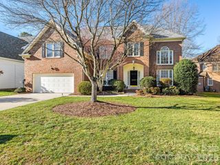 3228 Twelve Oaks Place, Charlotte, NC 28270