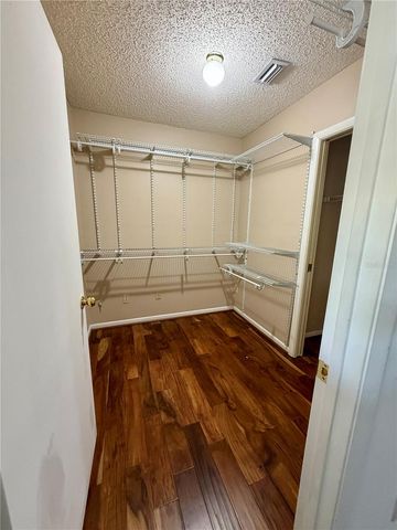 7303 WOODKIRK COURT, Tampa, FL 33634