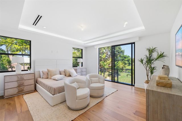 3716 Embassy Drive, West Palm Beach, FL 33401