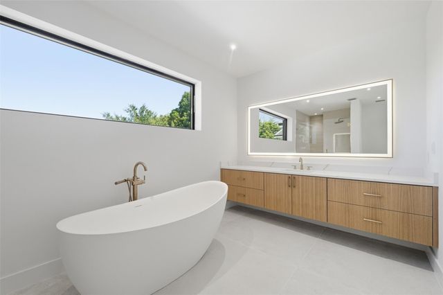 3716 Embassy Drive, West Palm Beach, FL 33401