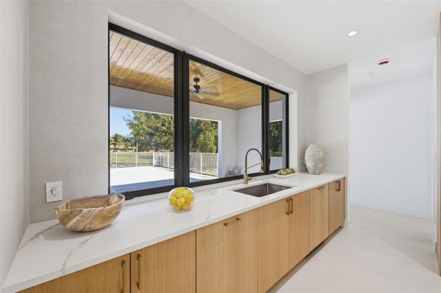 3716 Embassy Drive, West Palm Beach, FL 33401