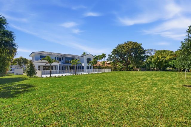 3716 Embassy Drive, West Palm Beach, FL 33401