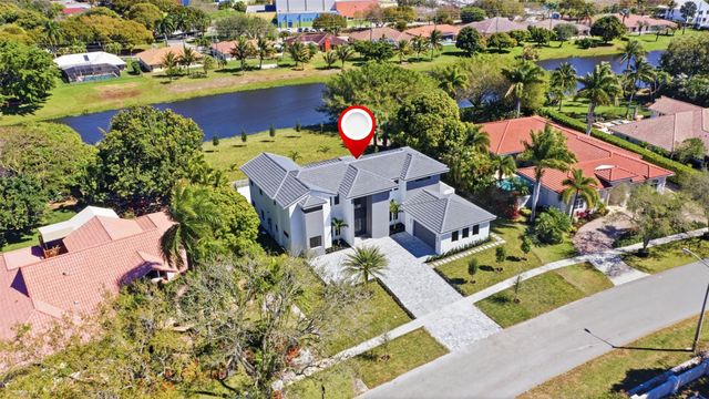 3716 Embassy Drive, West Palm Beach, FL 33401