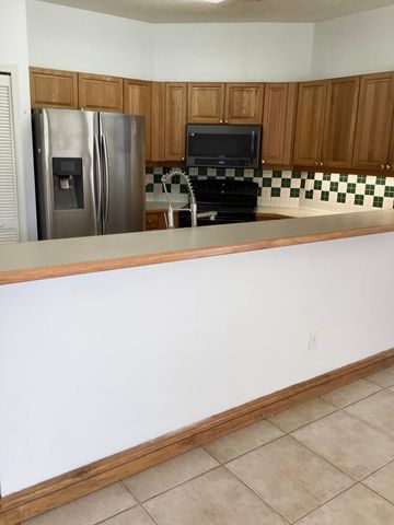 19440 SW 2nd Street, Pembroke Pines, FL 33029