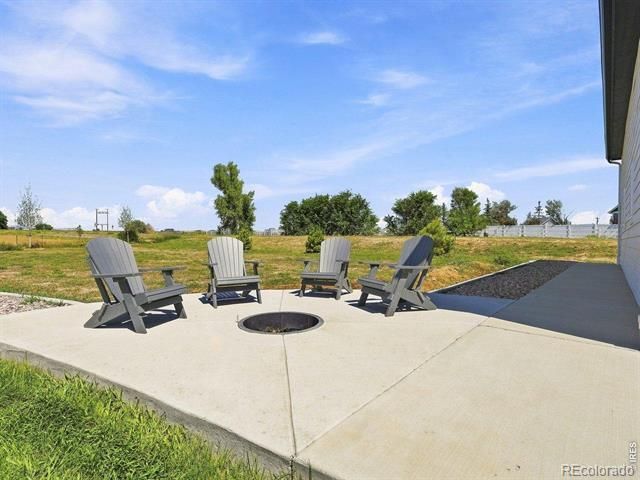 27857 Hopi Trail, Loveland, CO 80534
