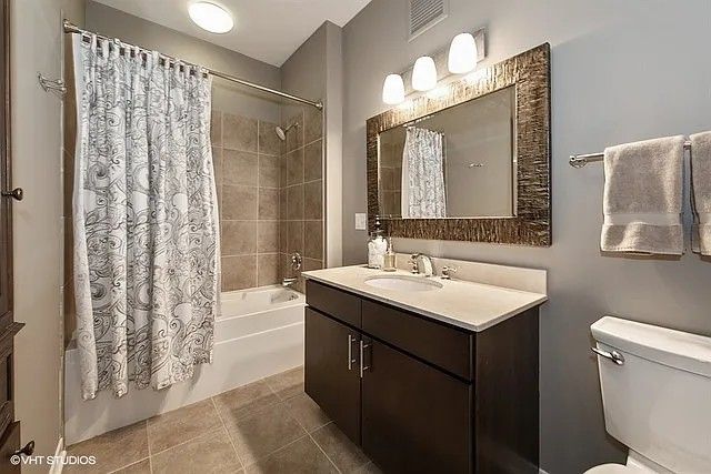 757 N ORLEANS Street 1503, Chicago, IL 60654