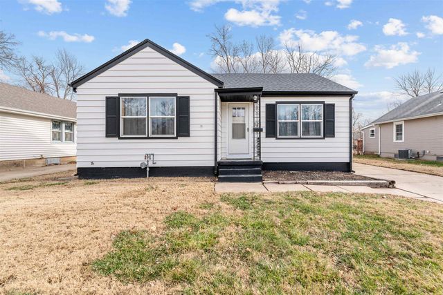 845 Sheridan St, Salina, KS 67401