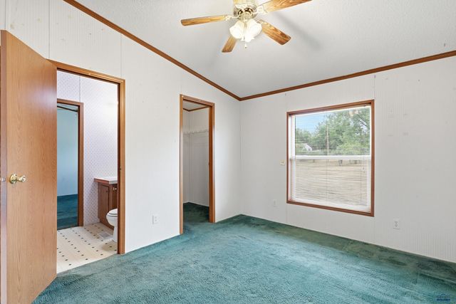 5789 CORBIN DR, Rapid City, SD 57703