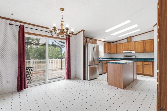 5789 CORBIN DR, Rapid City, SD 57703