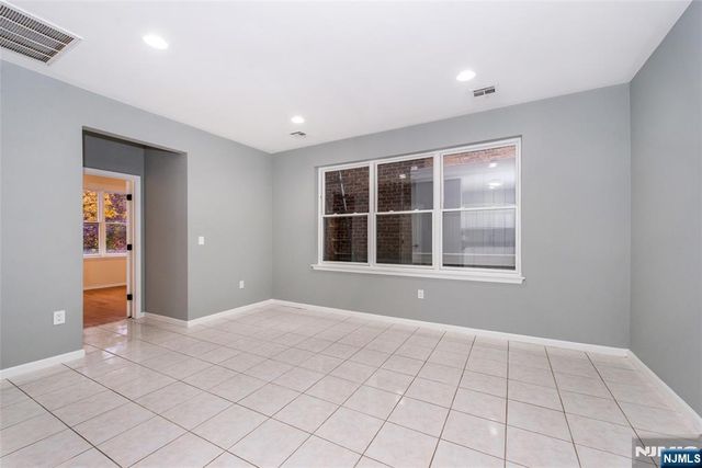 1878 Springfield Avenue 2B, Maplewood, NJ 07040