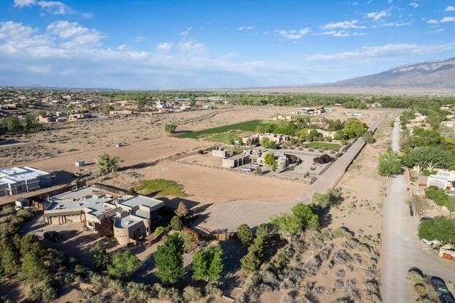 21 Paseo C De Baca Road, Corrales, NM 87048