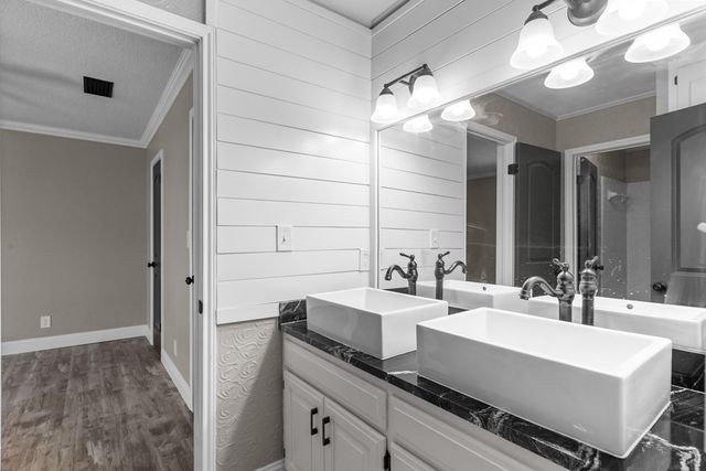 4901 Lancashire, Midland, TX 79705