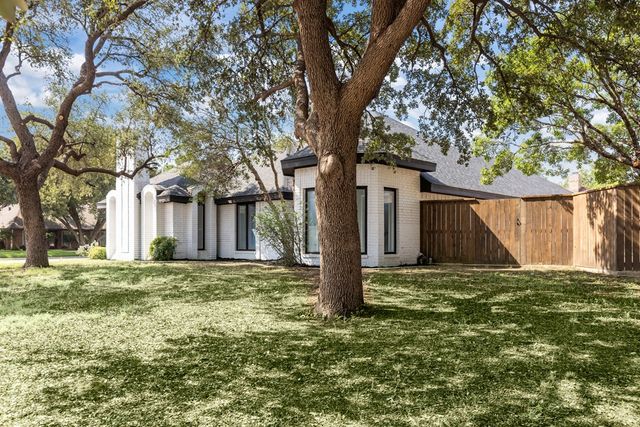 4901 Lancashire, Midland, TX 79705