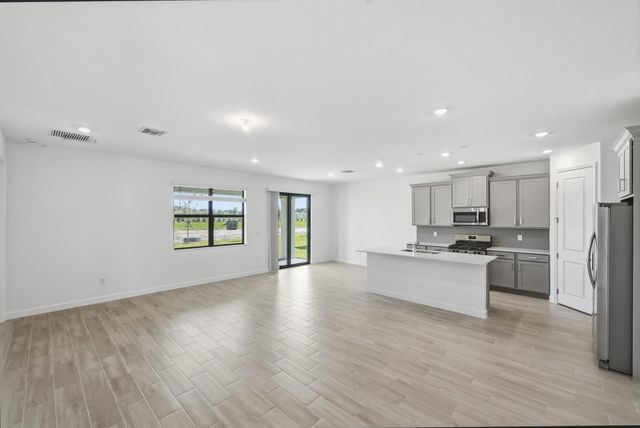 6669 NW HEIRLOOM Terrace, Port St. Lucie, FL 34987