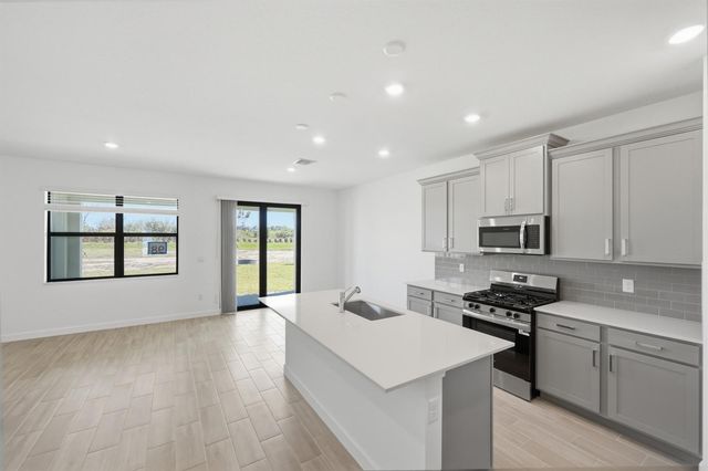 6669 NW HEIRLOOM Terrace, Port St. Lucie, FL 34987