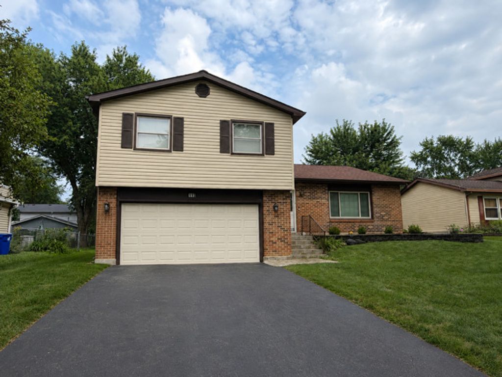 119 S Elroy Avenue, Bartlett, IL 60103